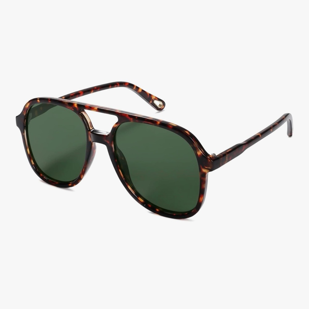 Tortoise Shell Sunglasses with Green Lenses